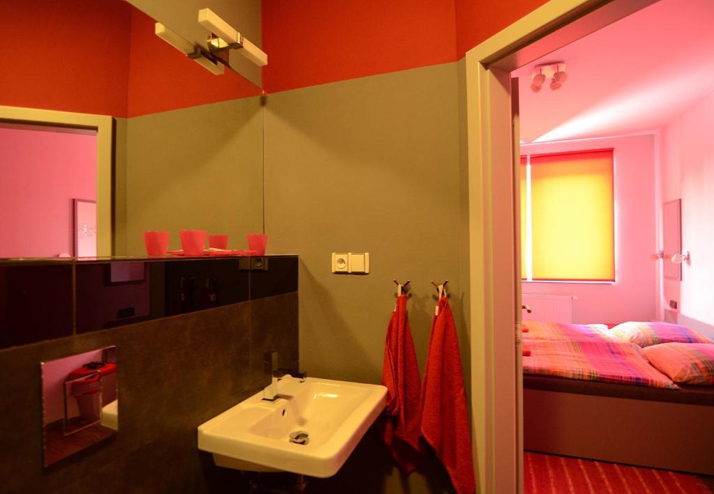 Pension Escrime Karlovy Vary Room photo